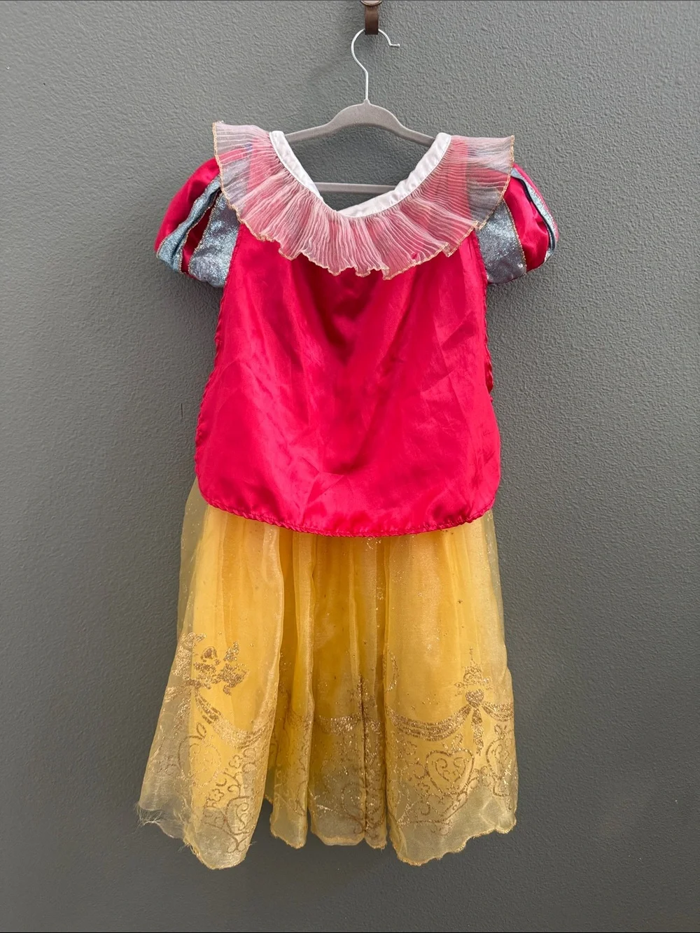 Disney Store Snow White Princess Dress Sz 4T Cape